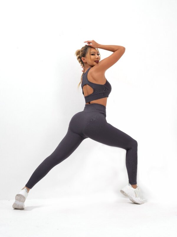 ⁦Women's Crossback Sports Bras AEFB001⁩ - الصورة ⁦2⁩