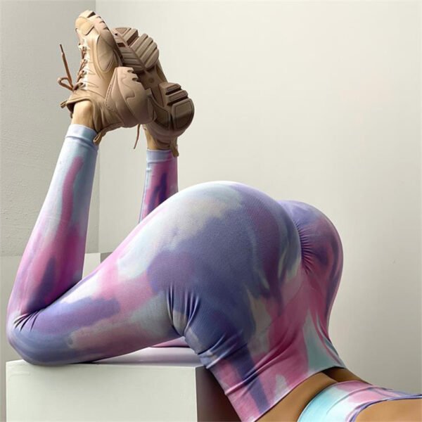 Seamless Multicolor Printed Yoga-Sports Set MMT005 – Image 3